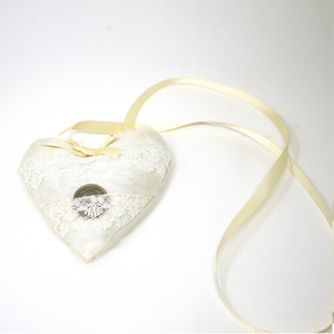 Babies Nottingham Lace Heart with Lucky Sixpence